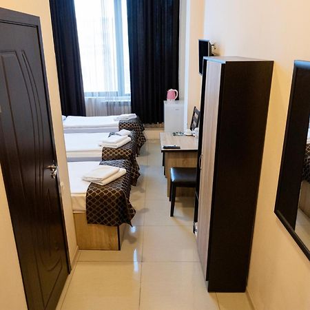 Comfort Hotel 예레반 외부 사진