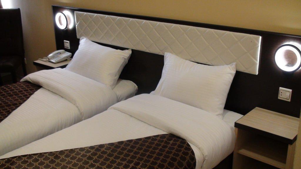 Comfort Hotel 예레반 외부 사진
