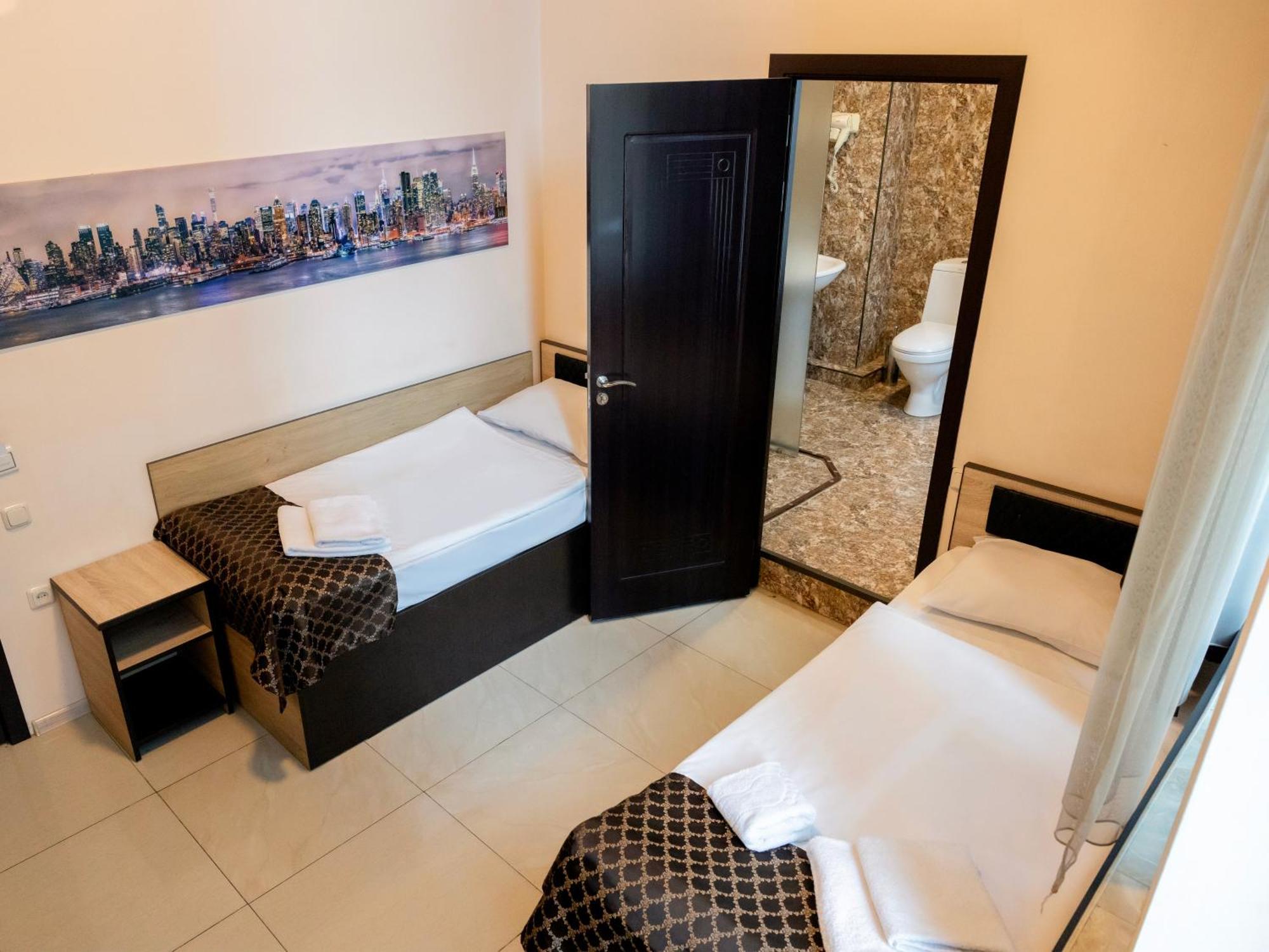 Comfort Hotel 예레반 외부 사진