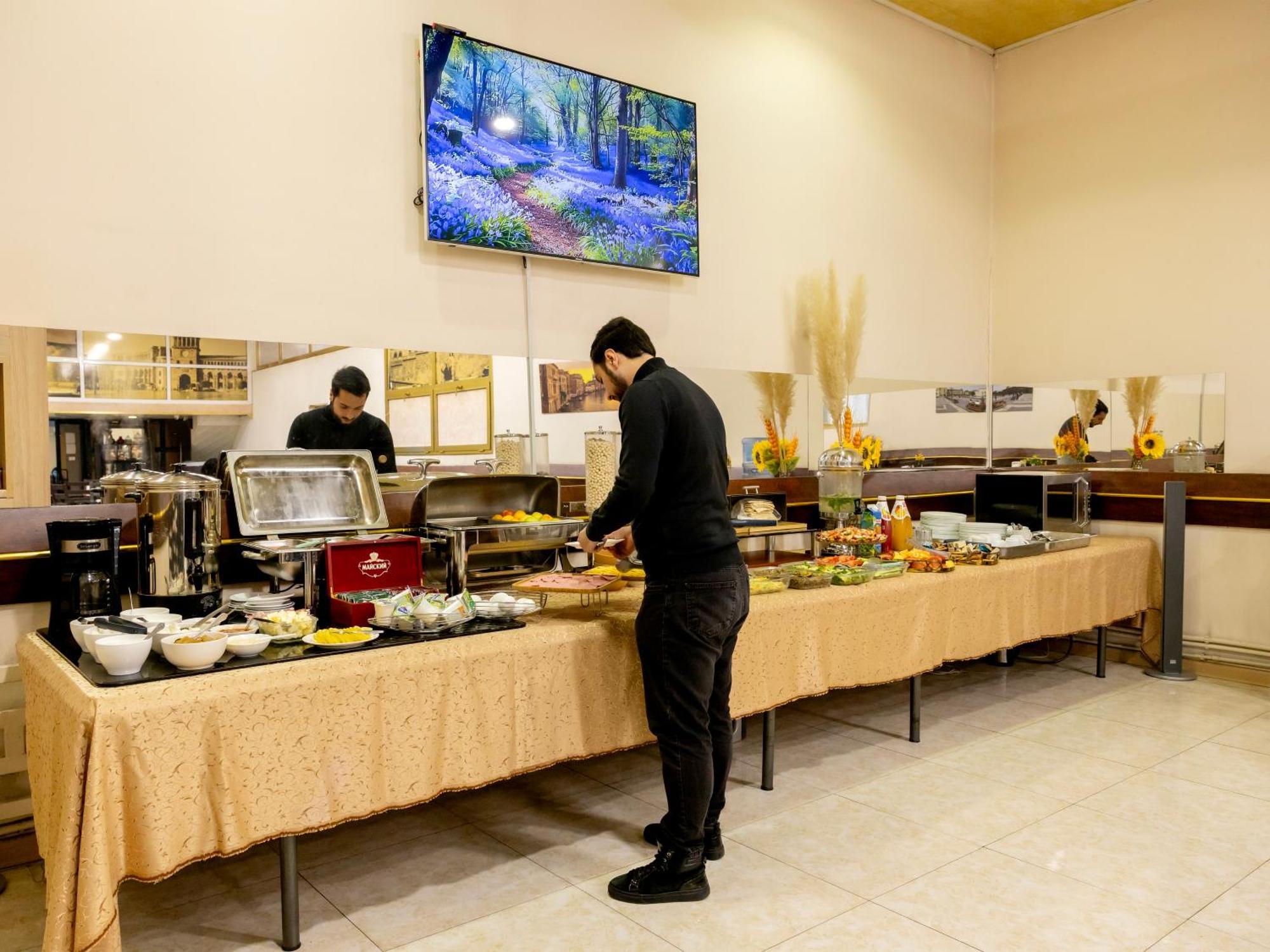 Comfort Hotel 예레반 외부 사진